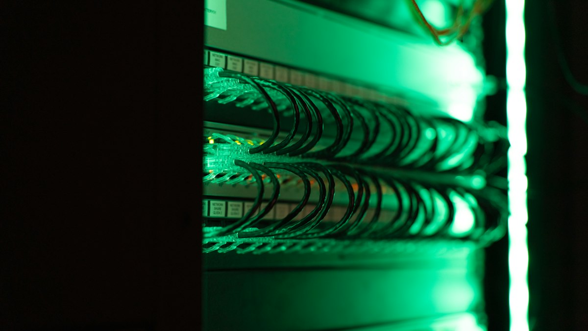 Ciberseguridad en laboratorios: qué enseña el caso Synnovis y diez controles